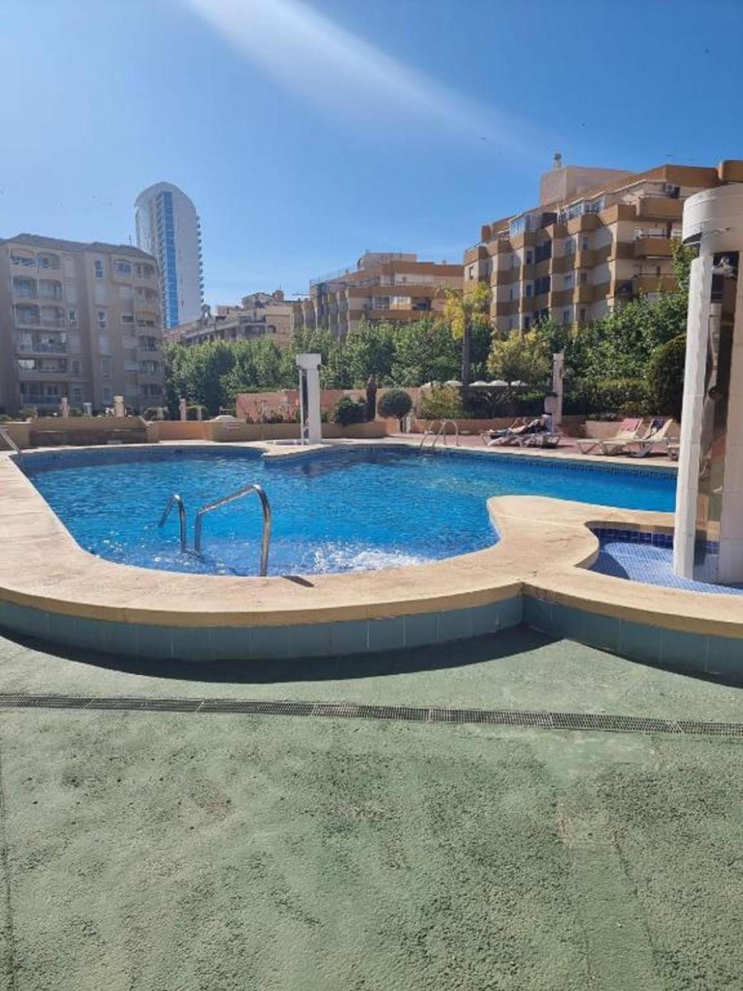Piso Soleado En Apolo Vii *